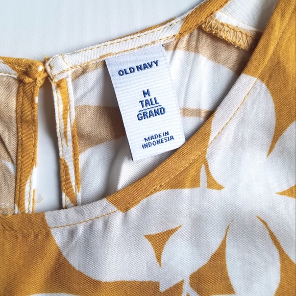 Old Navy Mustard Yellow Floral Sleeveless Top, M/Tall - Picture 4 of 6